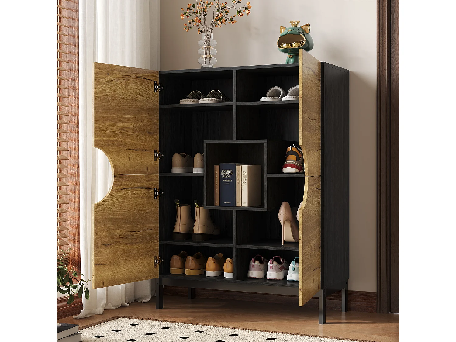 Meuble à chaussures LED avec 4 portes en bois naturel et étagères réglables - pieds en bois noir