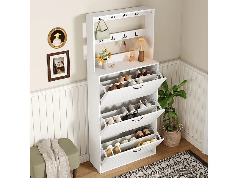 Biała szafka na buty z 3 drzwiami i 8 haczykami – Do przedpokoju i korytarza