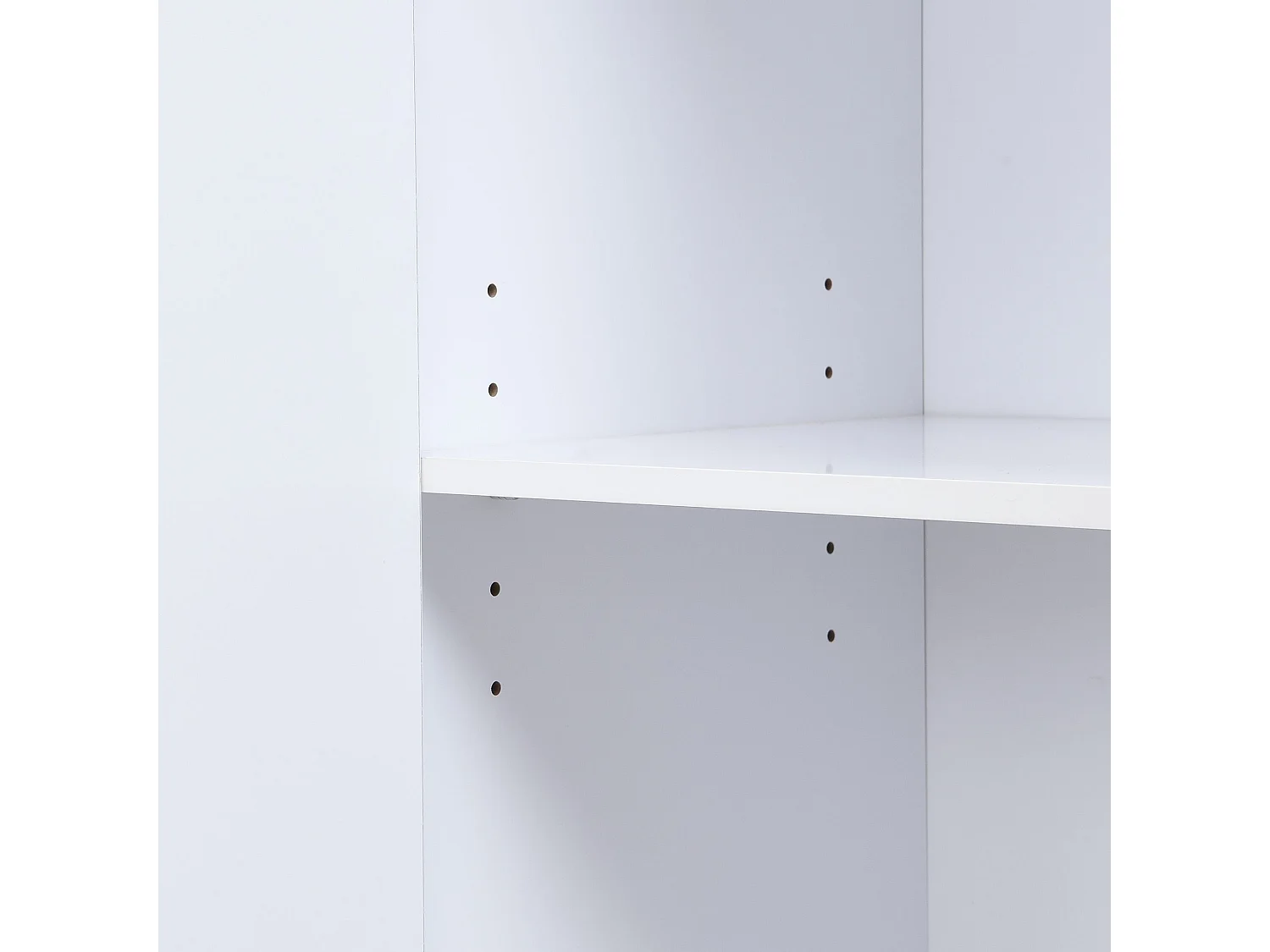 Weiße Garderobe mit 2 Türen und 1 Schublade, goldenen Griffen und Beinen