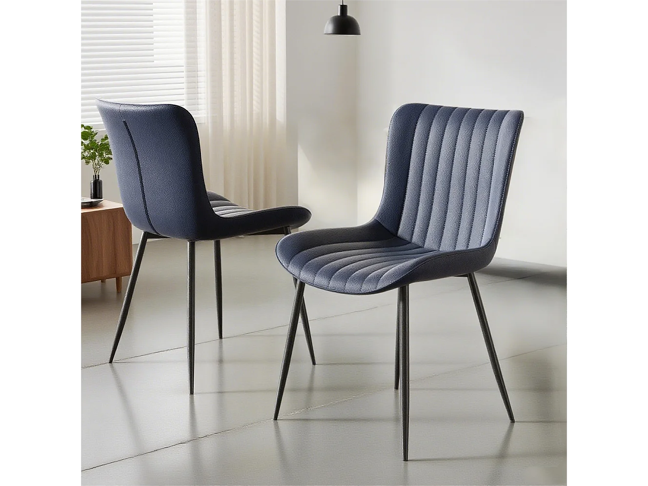 Lot de 2 chaises de salle à manger en PU bleu avec pieds en métal noir - style moderne