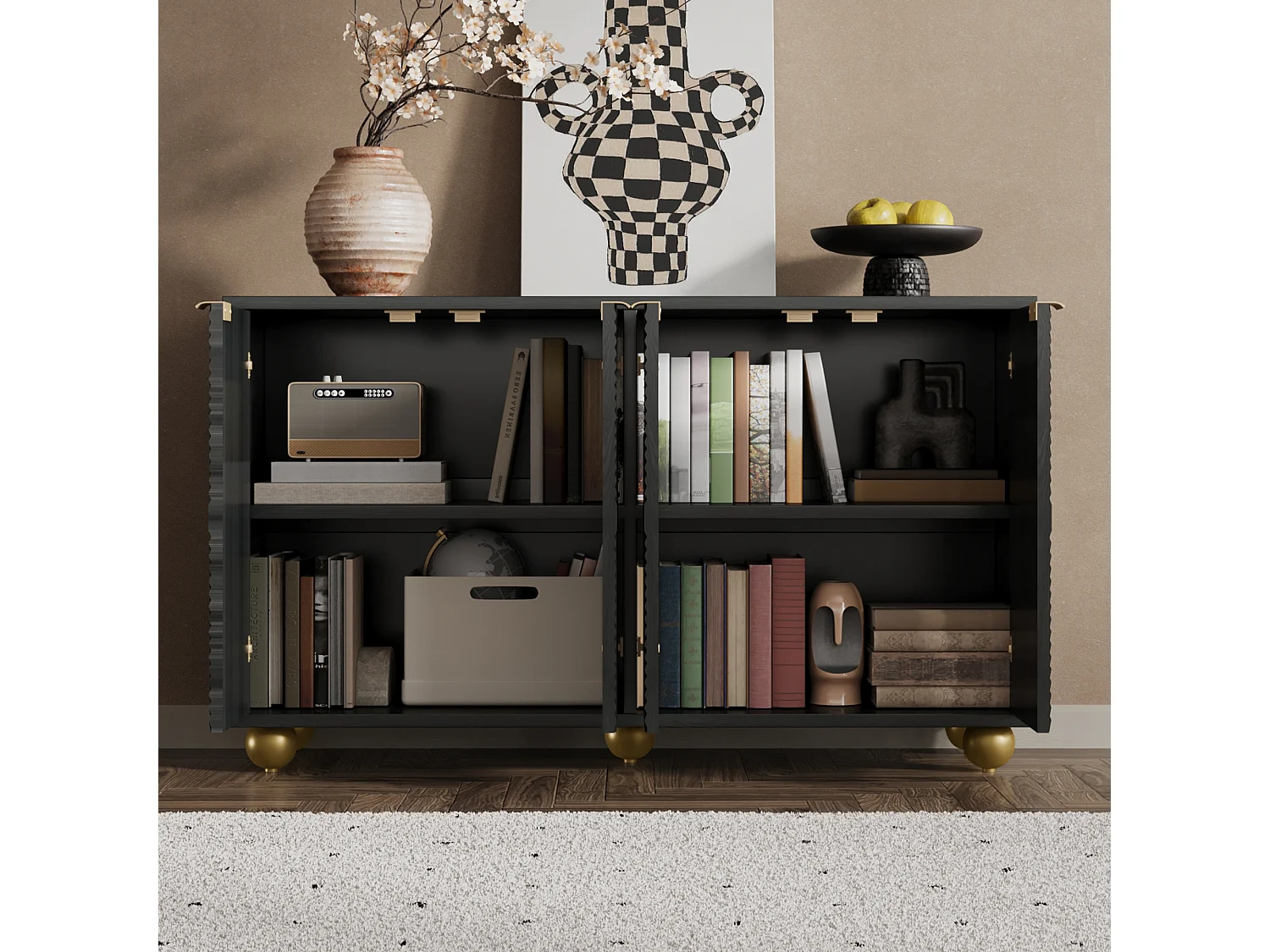 Zwart dressoir met 4 textuurdeuren, verstelbare binnenplanken en gouden bolvormige poten