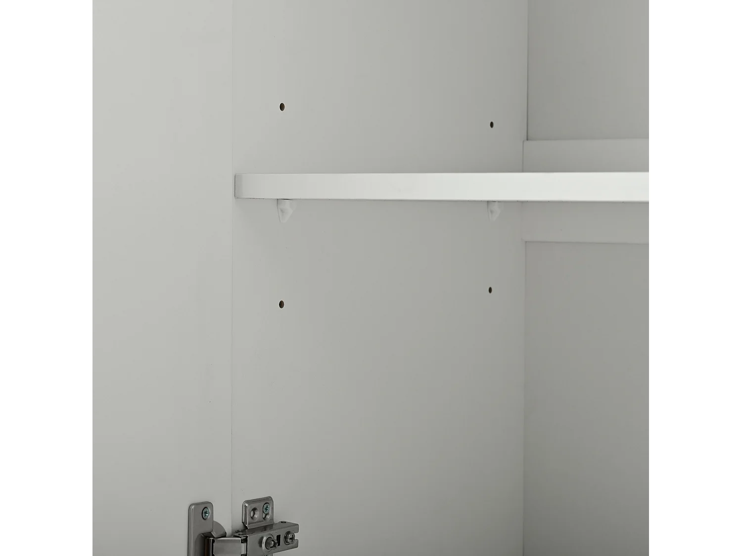 Wit dressoir met 3 getextureerde deuren en verstelbare planken, cilindrische poten - MDF