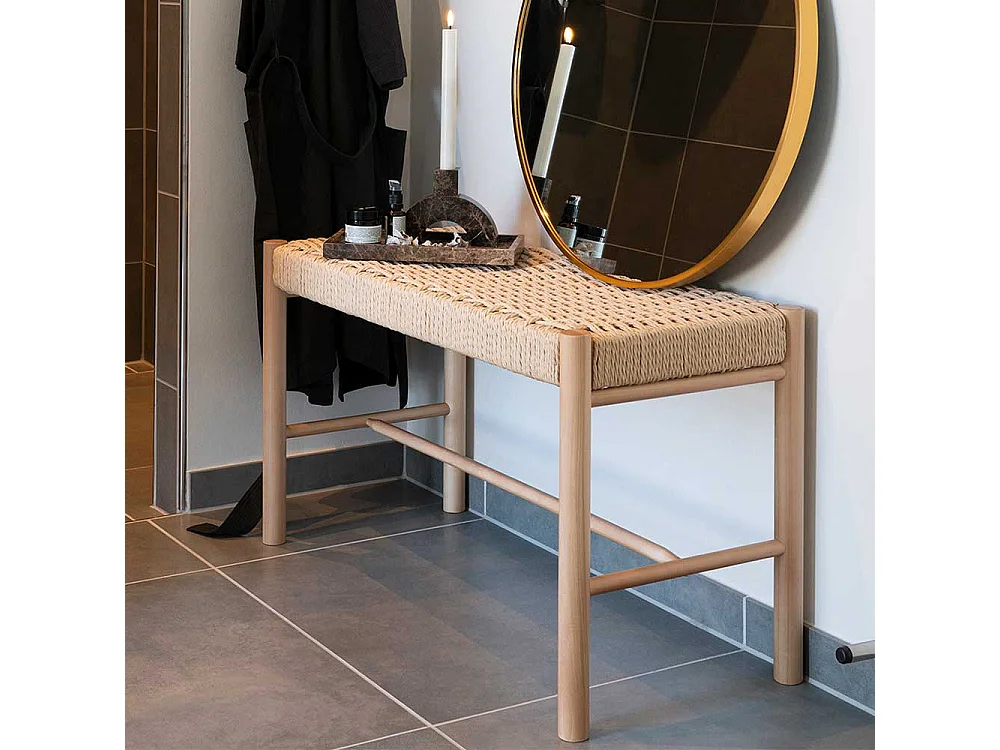 Garderobenbank im Skandi Design Bezug aus Kordel Geflecht