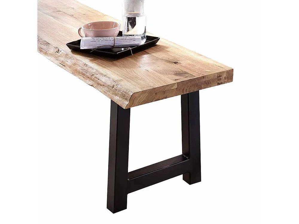 Essbank mit Baumkante ohne Lehne