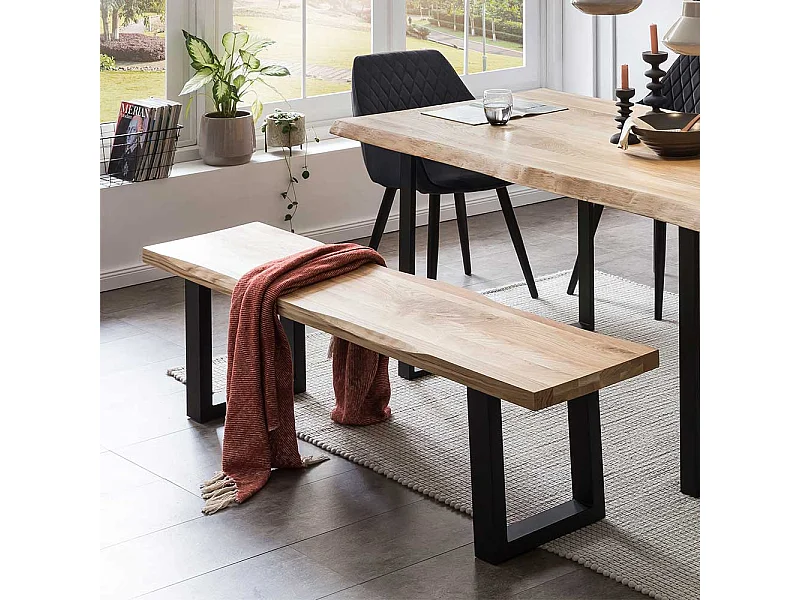 Baumkantenbank mit Bügelgestell aus Metall Eiche Massivholz