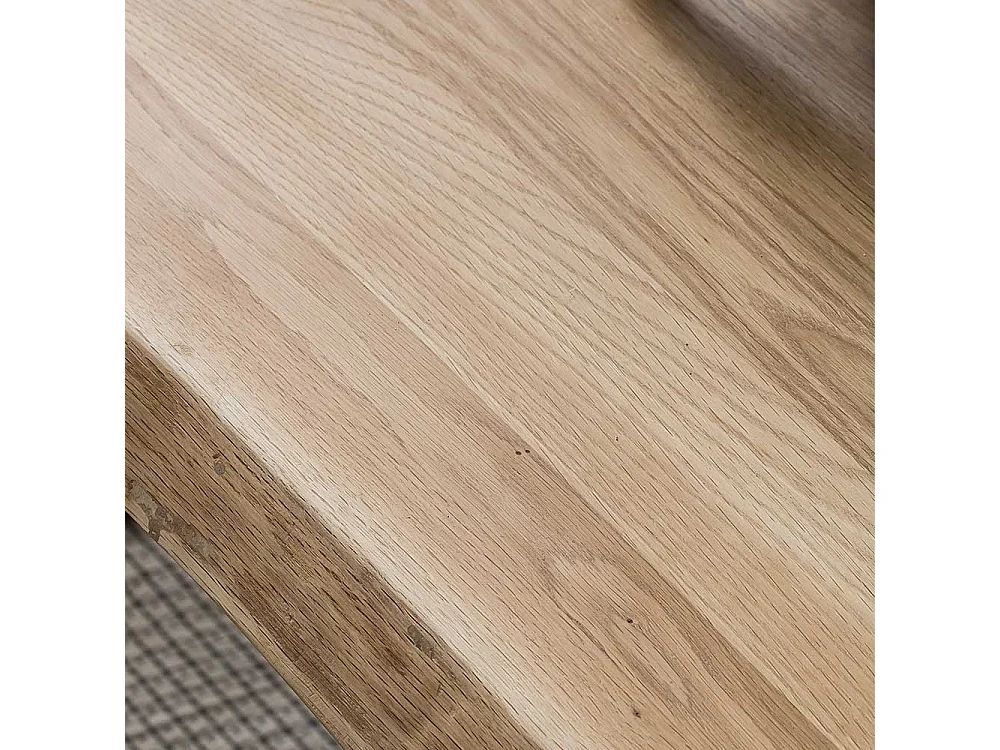 Baumkantenbank mit Bügelgestell aus Metall Eiche Massivholz