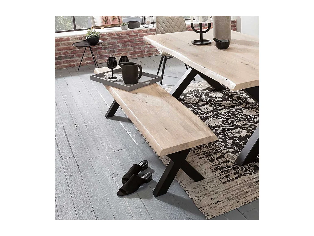 Baumkanten Esstischbank aus Eiche White Wash massiv X-Fußgestell in Schwarz