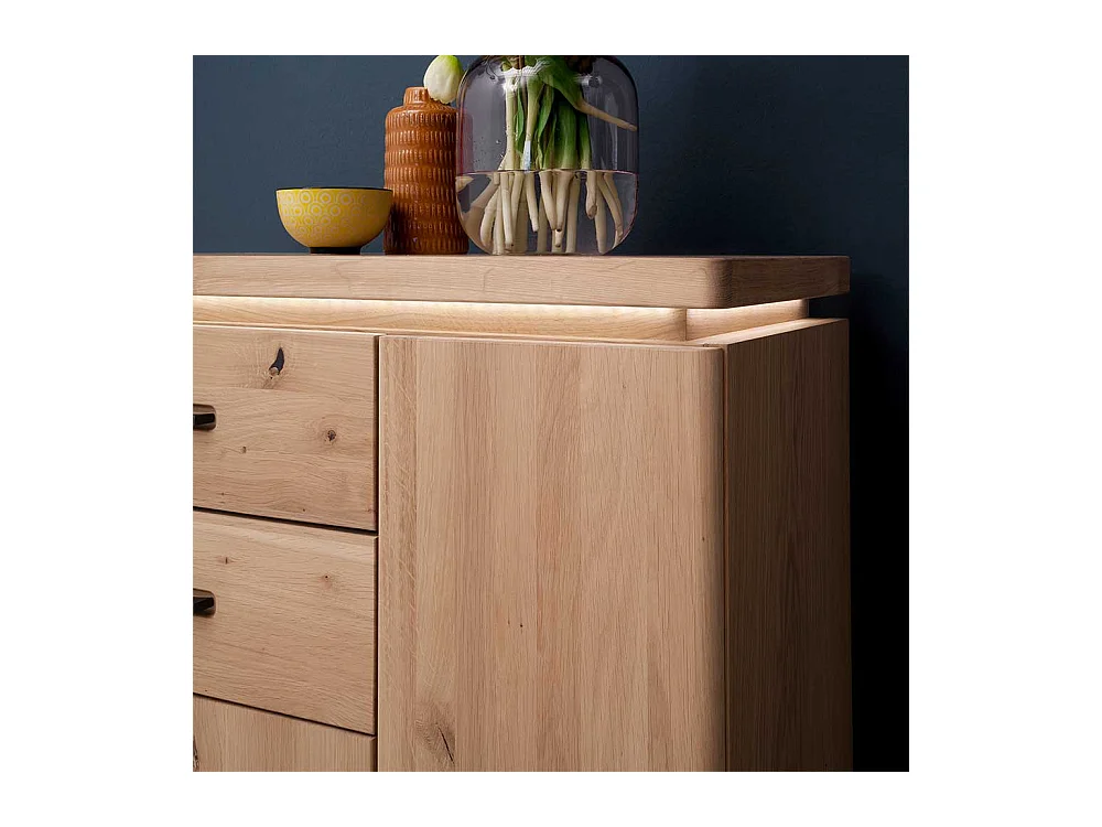 Dielenkommode in Eiche Bianco furniert LED Beleuchtung