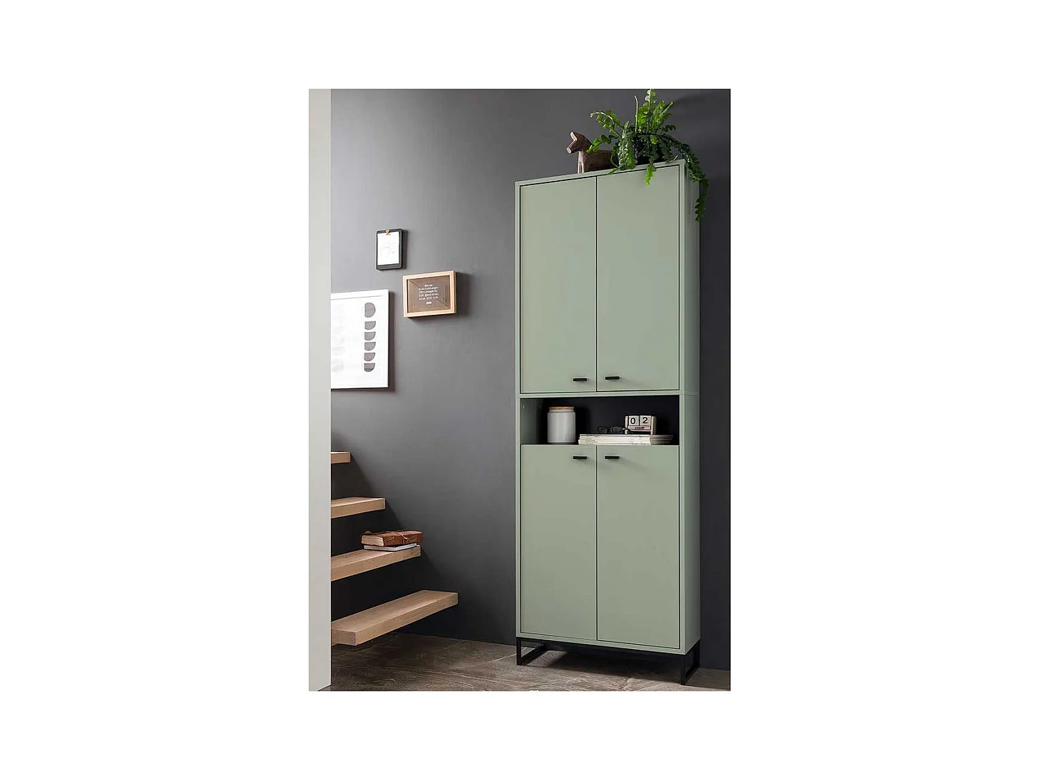 Graugrüner Schuh Schrank im Skandi Design Stangen Schuhablage