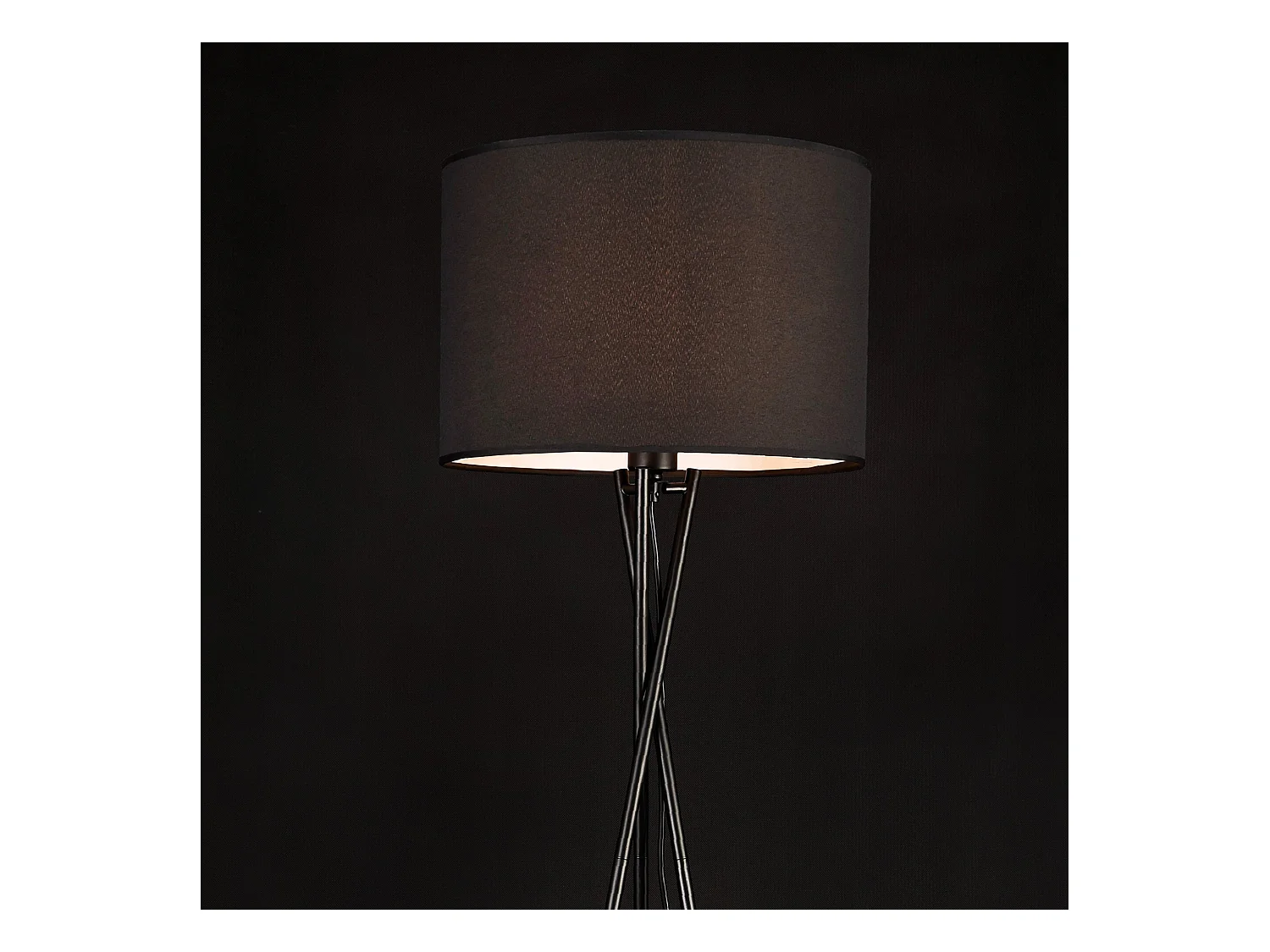 Lampadaire trépied moderne lampe métal argentée 38 x 38 x 154 cm 03_0005255