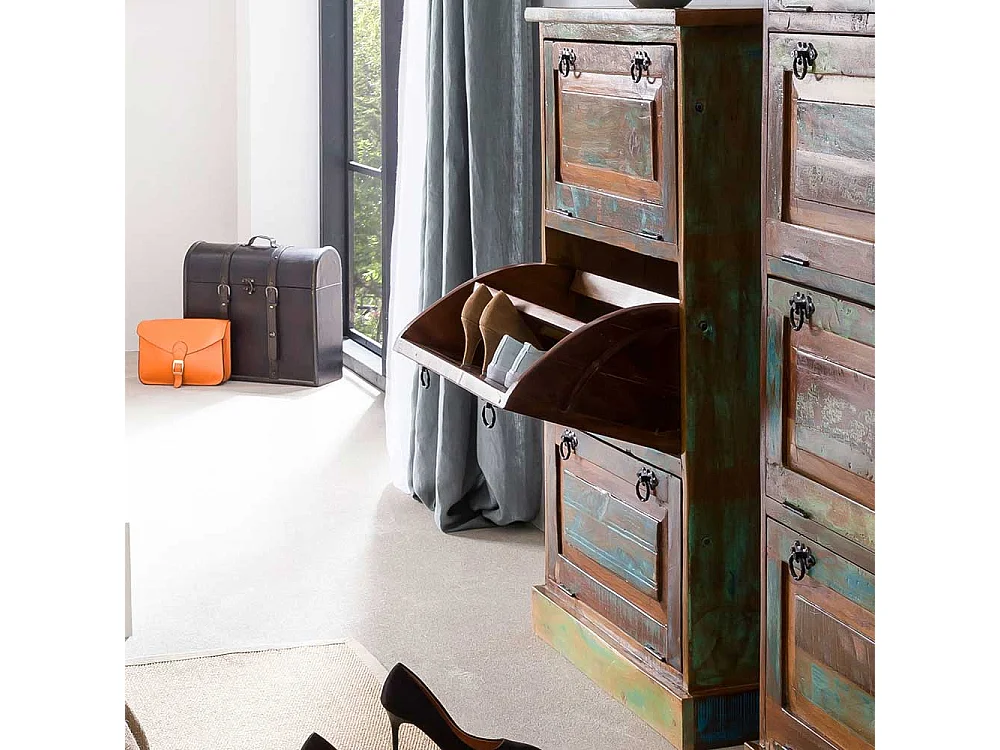 Garderobenschuhschrank aus buntem Recyclingholz drei Schuhklappen
