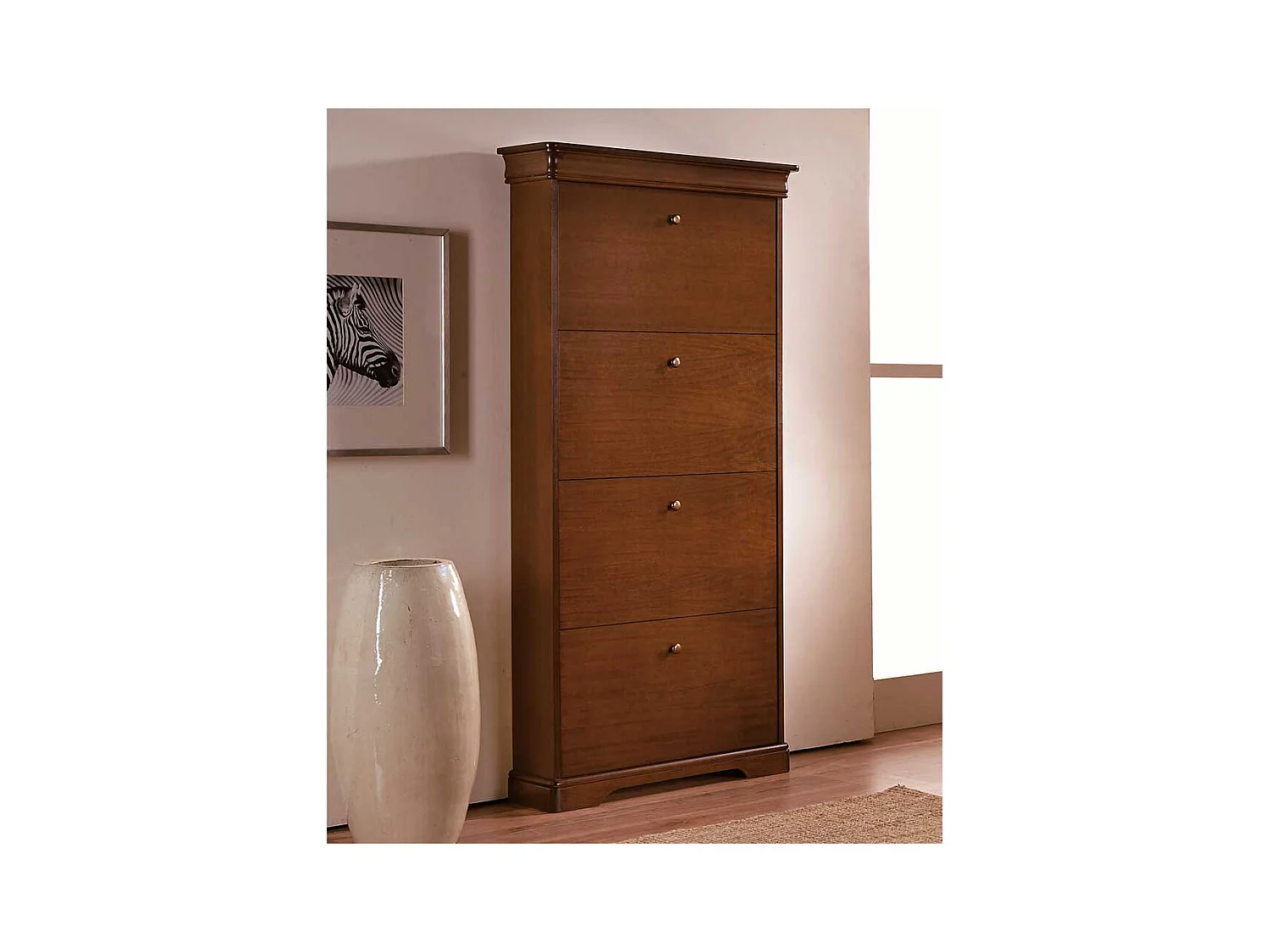 Klassischer Garderobenschuhschrank in Nussbaumfarben vier Schuhklappen