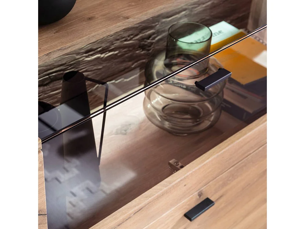 Schuhschrank Wandschrank mit LED Beleuchtung und Metallgriffen