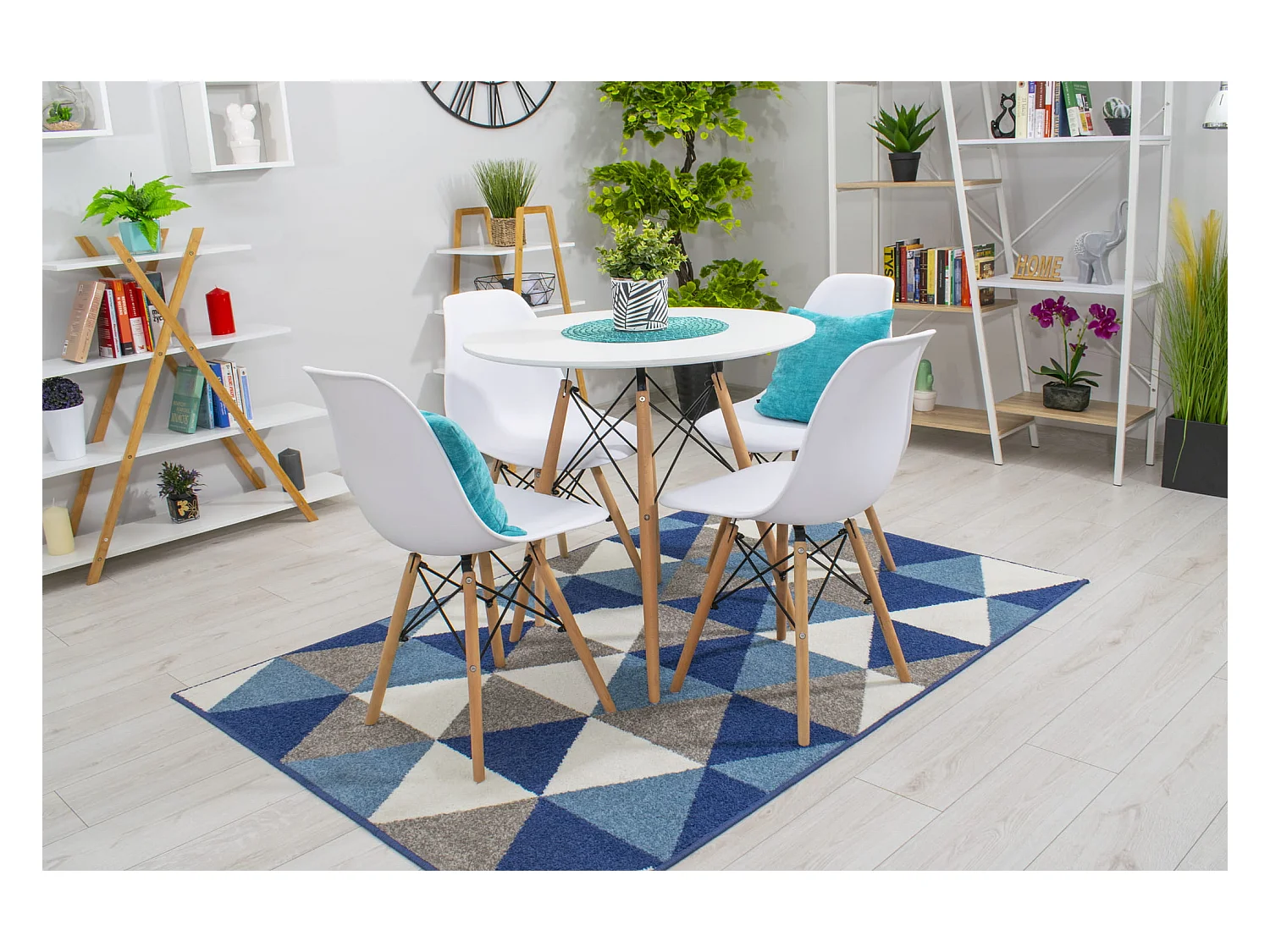 Valora Esszimmerset | KOVA 80 cm weißer runder Tisch + 4 OSAKA weiße Stühle