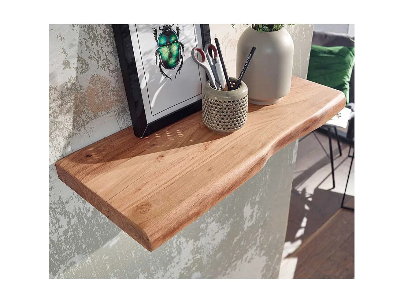 Baumkanten Wandboard aus Akazie Massivholz 26 cm tief