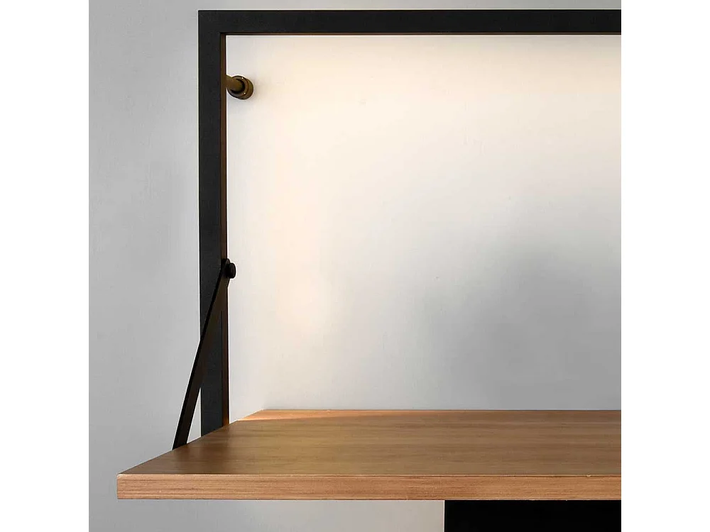 Beleuchtetes Wandboard 30 cm tief Metallgestell