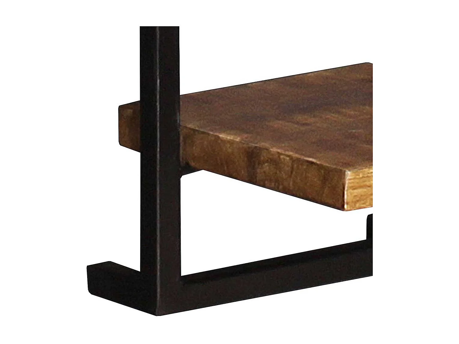 Rustikales Wandregal im Landhausstil Massivholz und Metall