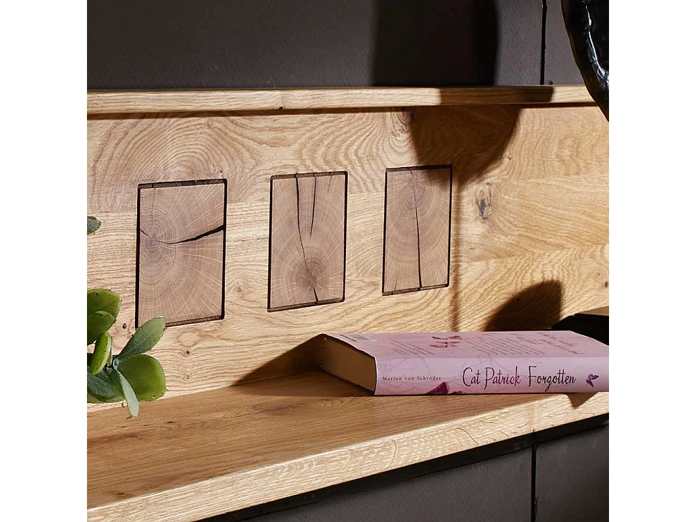 Wandregal aus Wildeiche massiv modern