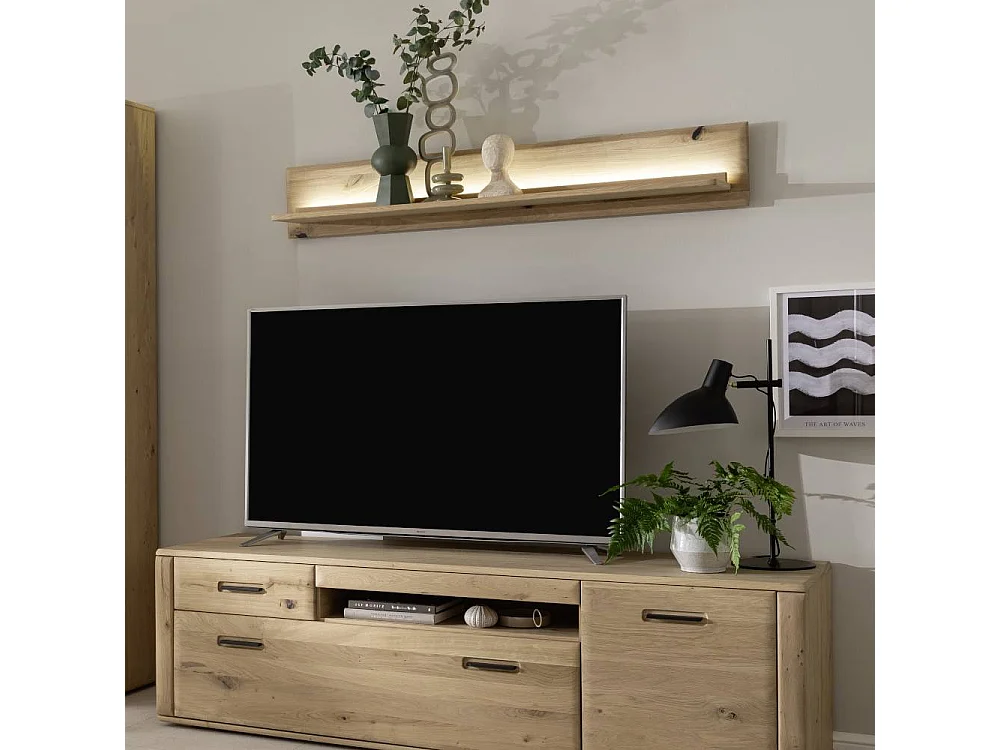 Wandboard Wandregal mit Holzwerkstoff Oberfläche in Asteiche hell