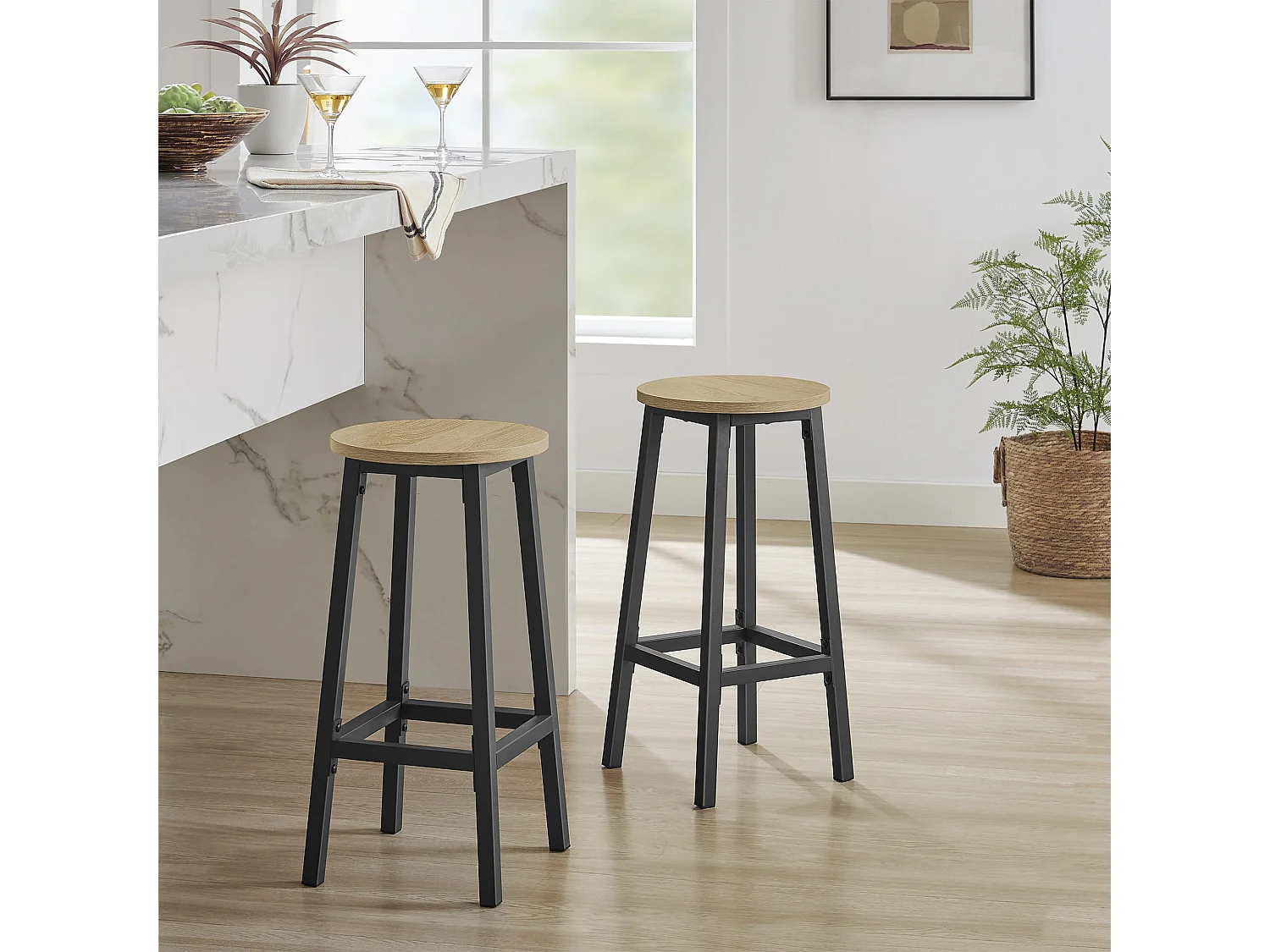 Lot de 2 tabourets de bar Valora en chêne Sonoma avec pieds noirs pour cuisine