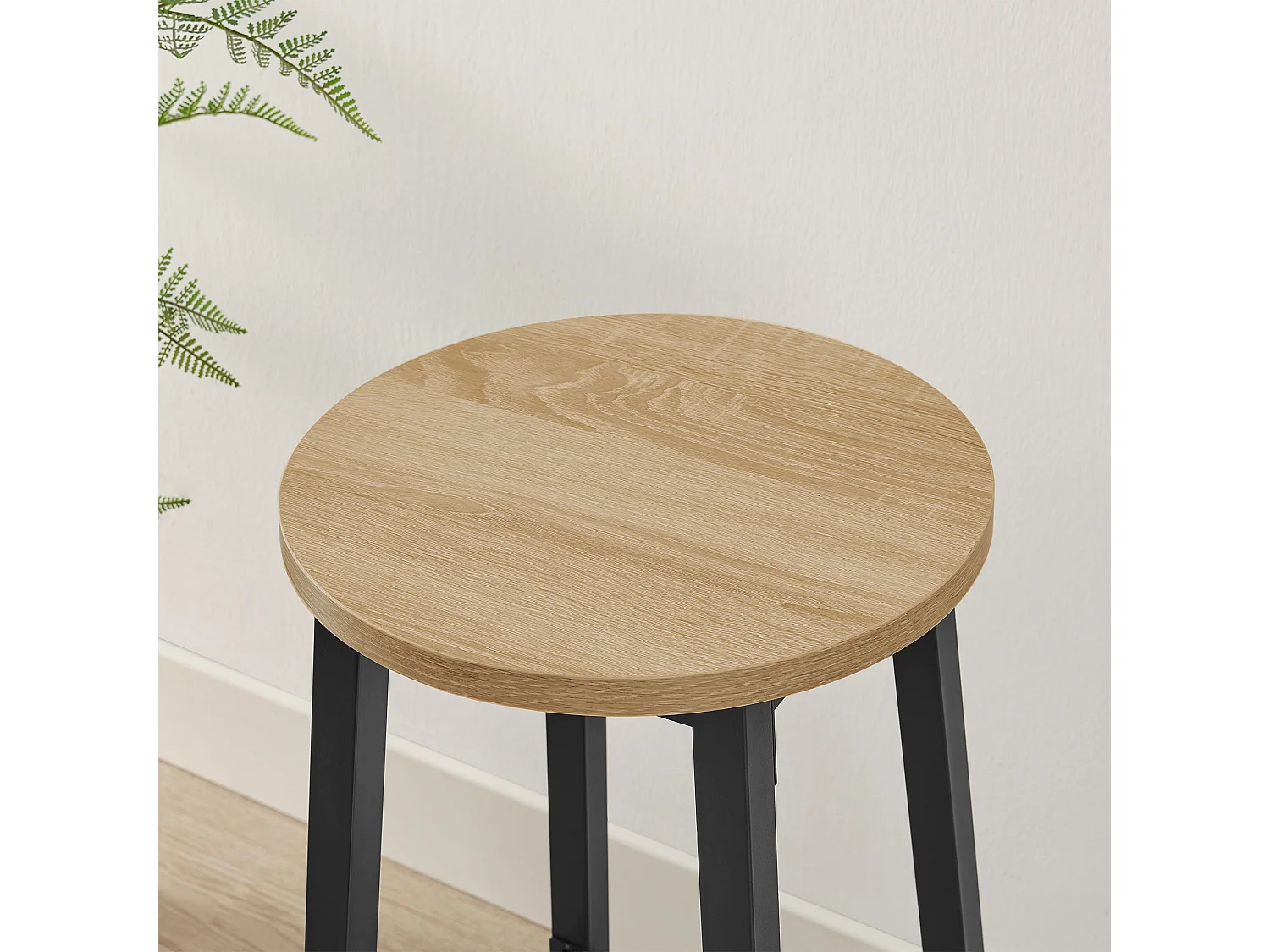 Lot de 2 tabourets de bar Valora en chêne Sonoma avec pieds noirs pour cuisine