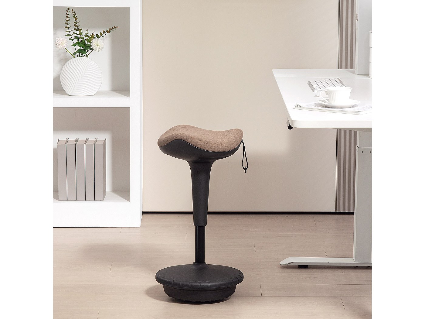 Tabouret Ergonomique Bureau Tabouret De Bureau Ergonomique Suusolny - Hauteur Réglable 43-61 Cm - Siège Oscillant - Charge 140 Kg - Orange Tabouret Ergonomique Mal De Dos