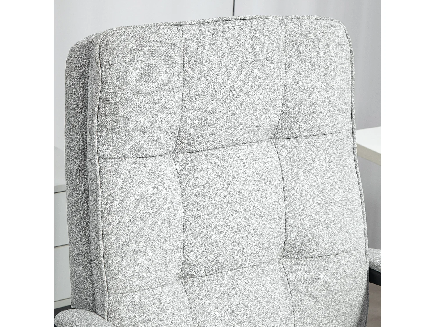 Fauteuil de bureau ergonomique avec accoudoirs, réglable en hauteur, pivotant avec fonction bascule, siège rembourré, tissu lin gris