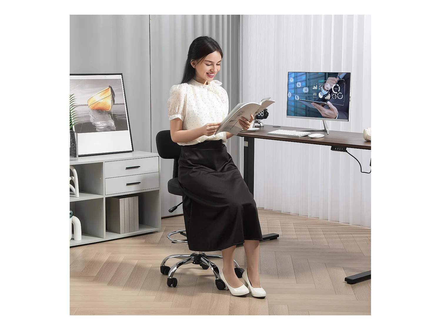 Chaise de bureau ergonomique, tabouret dessin, hauteur réglable avec repose-pieds, fauteuil pivotant, pour bureau ou salon, simili cuir noir