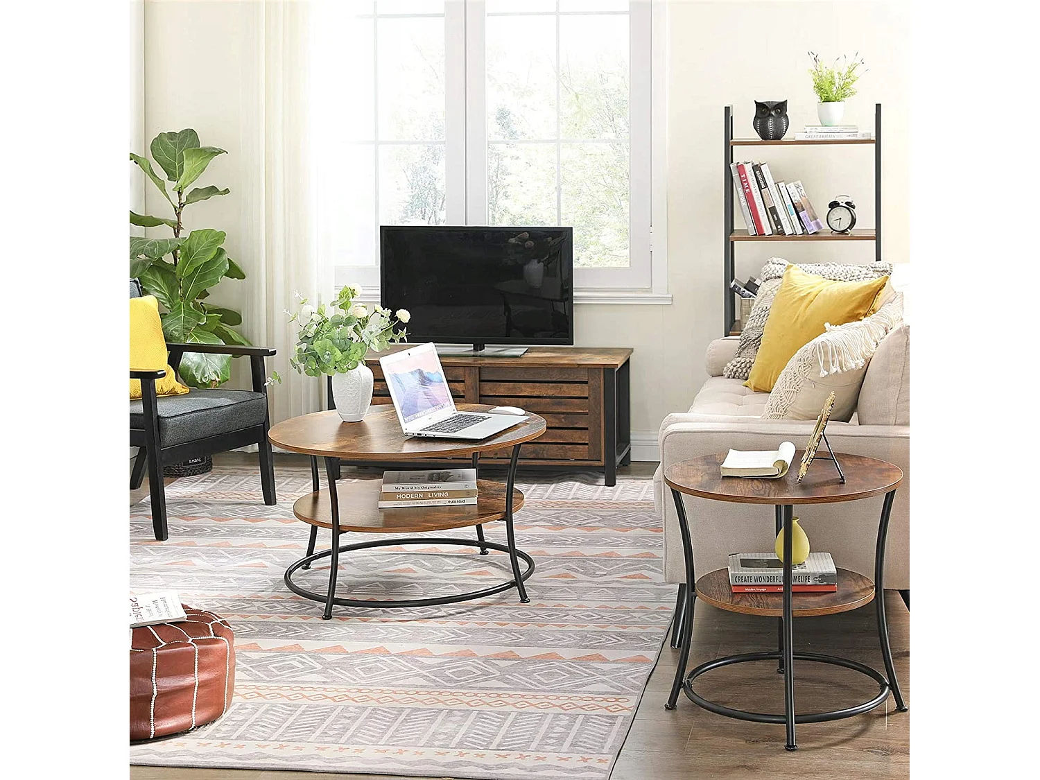 Table basse ronde Valora de style loft rustique marron avec étagère