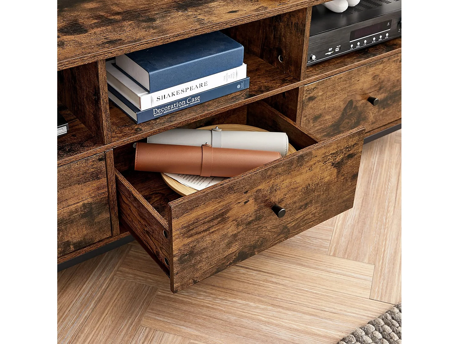 Meuble TV rustique marron avec tiroirs et étagères Valora