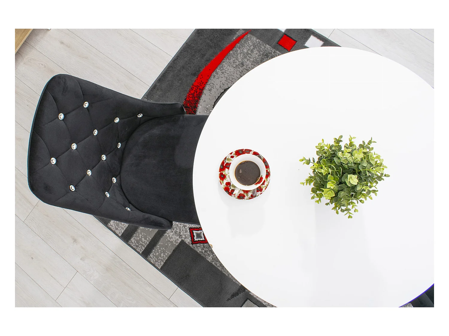 Chaise Valora REMI en velours noir avec pieds en métal x2