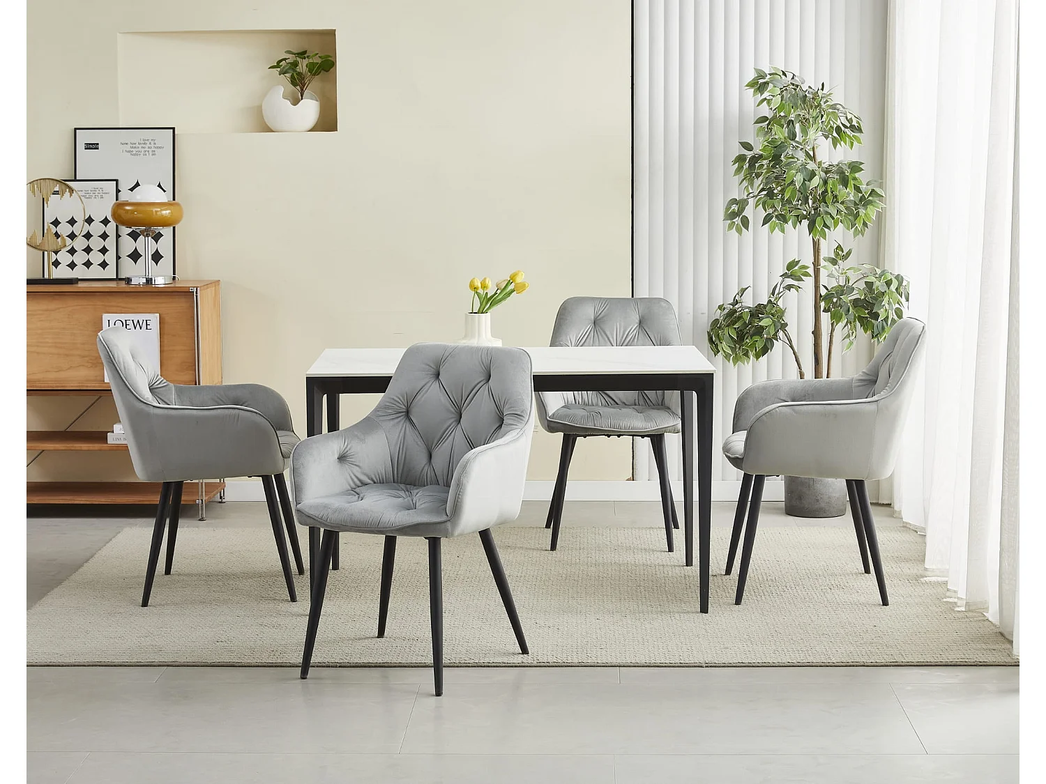 Chaise de salle à manger Valora LUKK – Velours gris argenté avec pieds noirs x 1