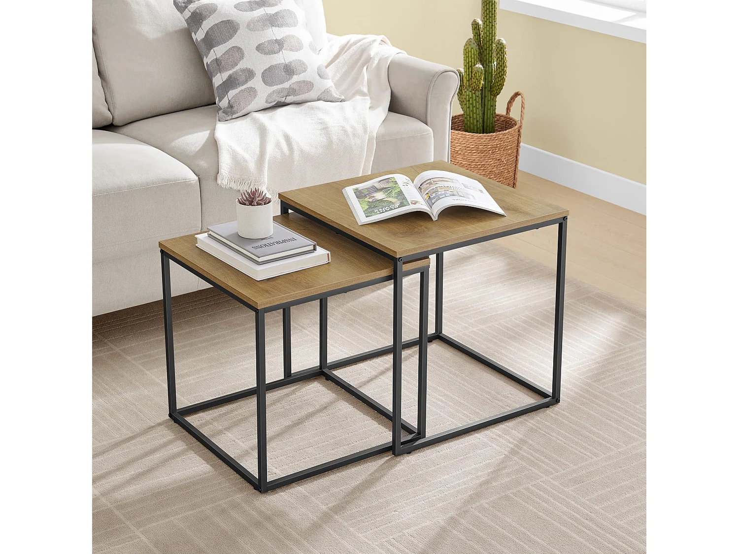 Table basse carrée Valora, lot de 2 | Plateau en chêne et pieds noirs