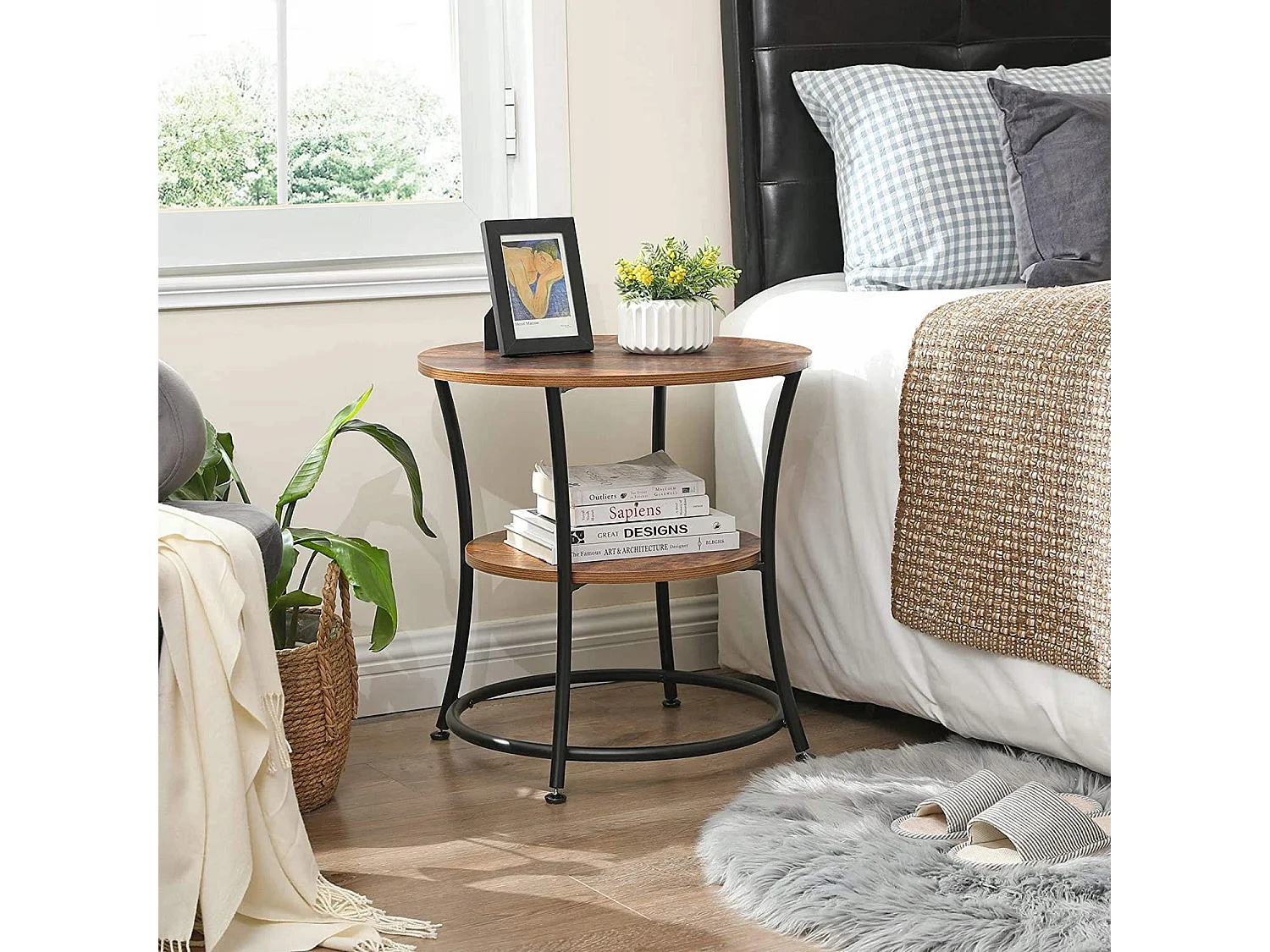 Table d'appoint ronde Valora de style loft rustique marron avec étagère