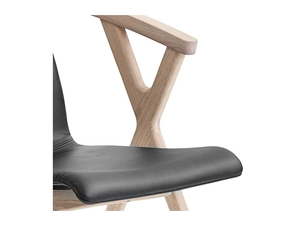 Armlehnen Esszimmerstuhl aus Eiche Massivholz und Leder Schwarz und Eiche Bianco