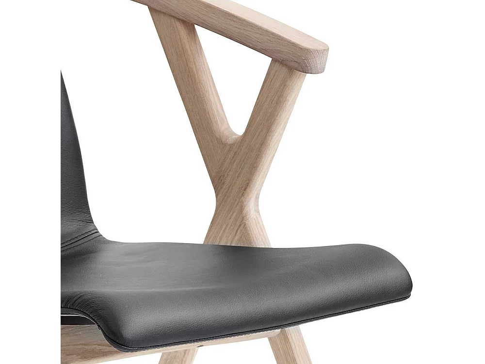 Armlehnen Esszimmerstuhl aus Eiche Massivholz und Leder Schwarz und Eiche Bianco