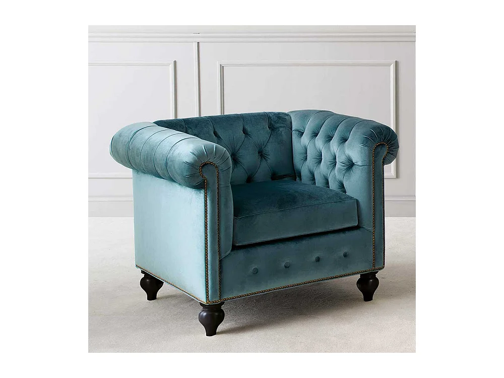 Chesterfield Samt Sessel in Petrol Vierfußgestell aus Holz