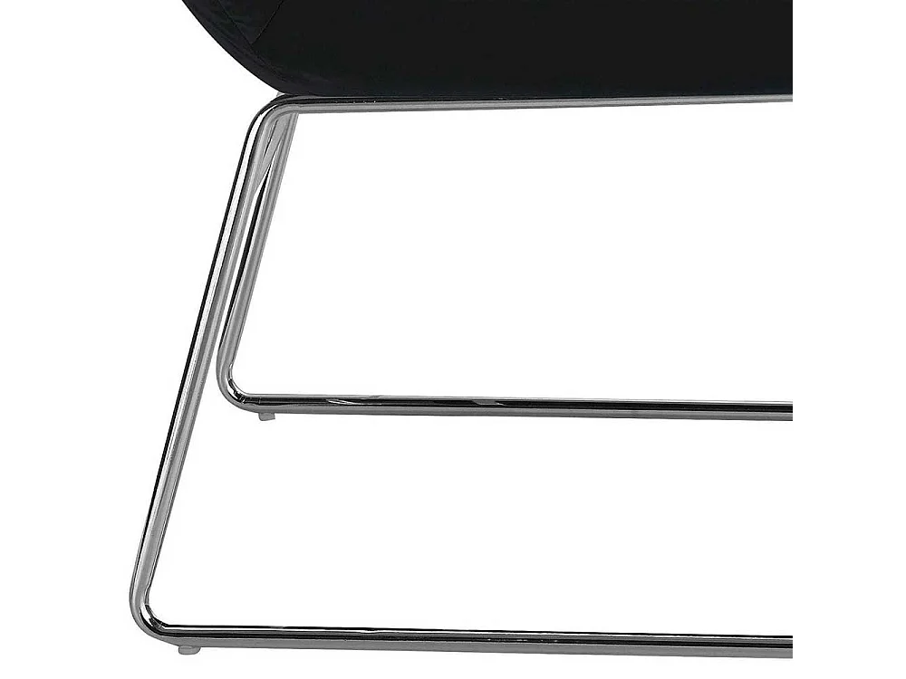 Einzelsessel in Schwarz Samt Bügelgestell