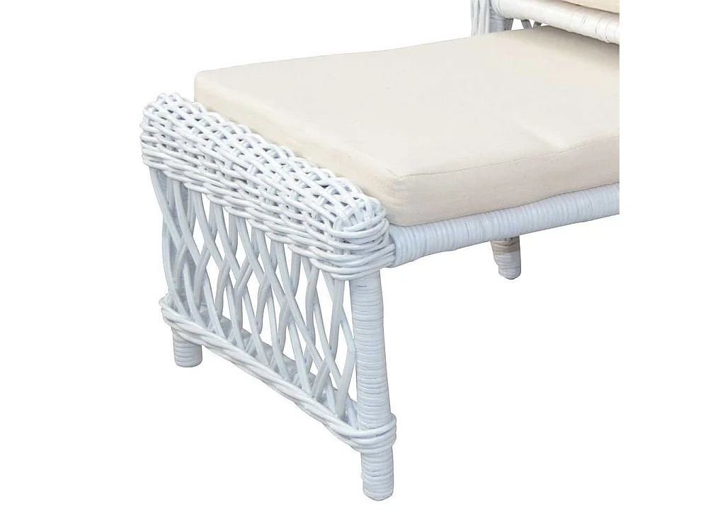 Fernsehsessel in Weiß Rattan integriertem Fußteil