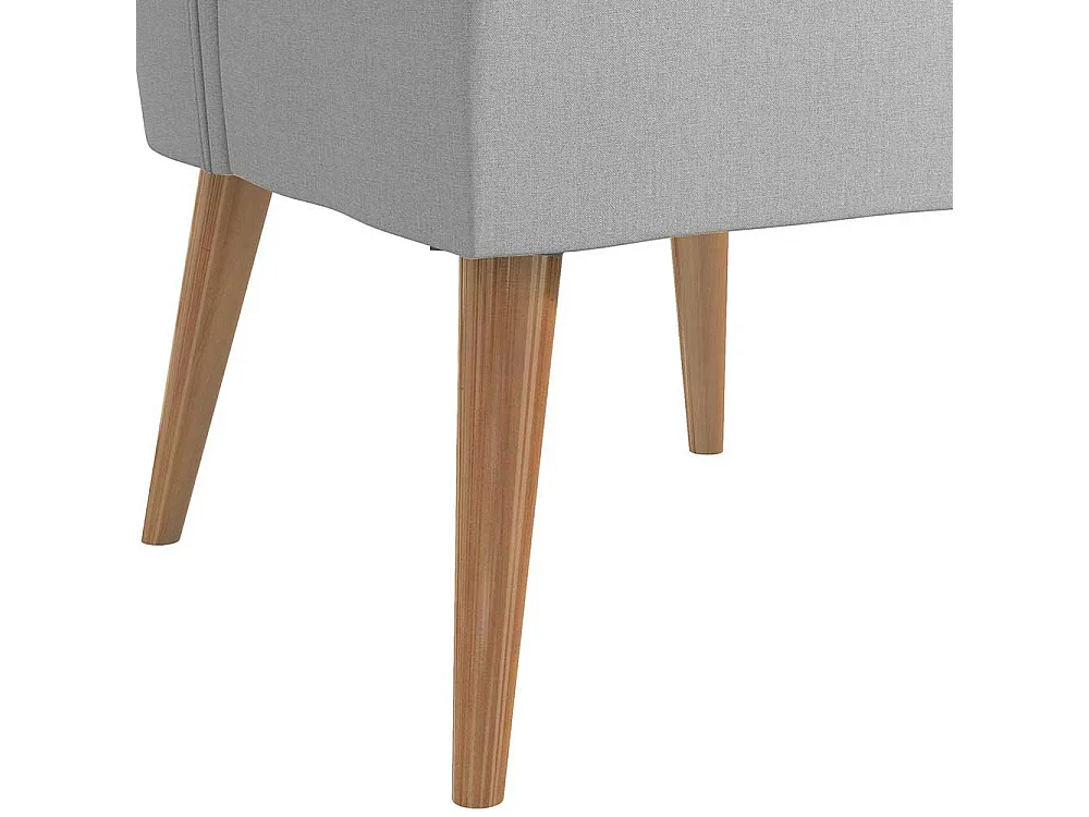 Hellgrauer Einzelsessel im Retrostil Vierfußgestell aus Holz