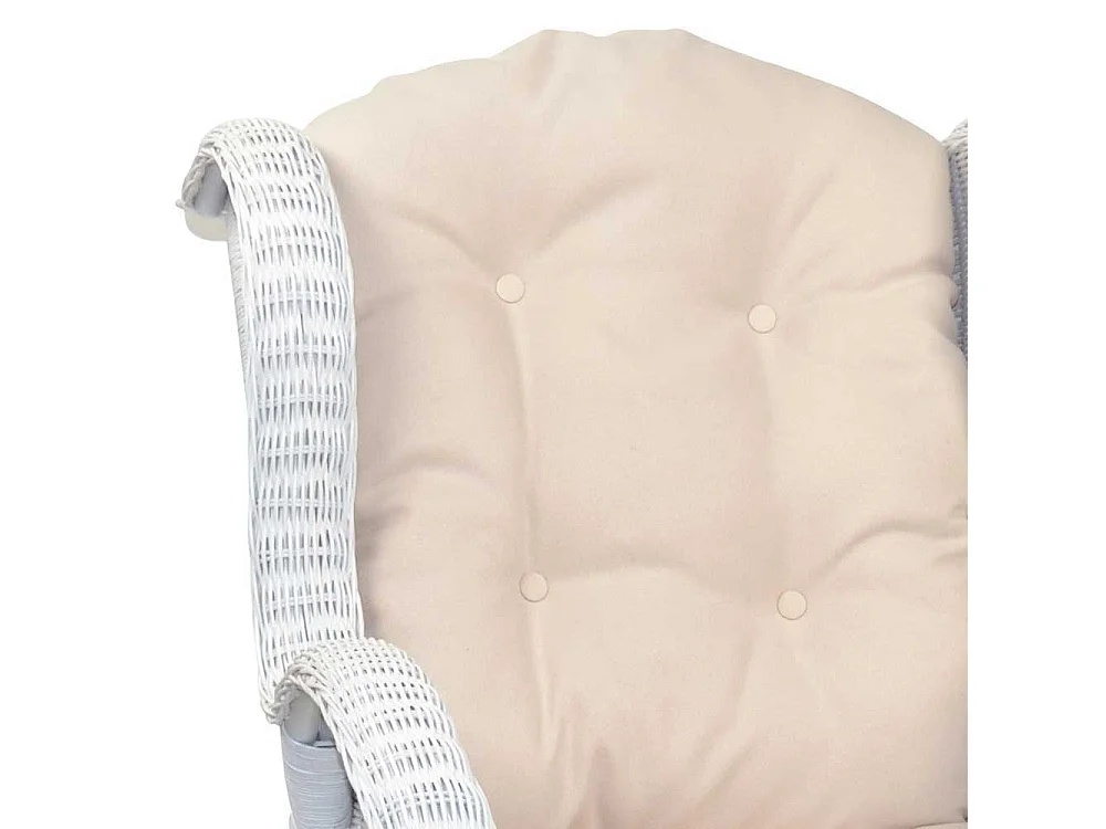 Weißer Rattan Sessel mit Fußhocker und (zweiteilig)