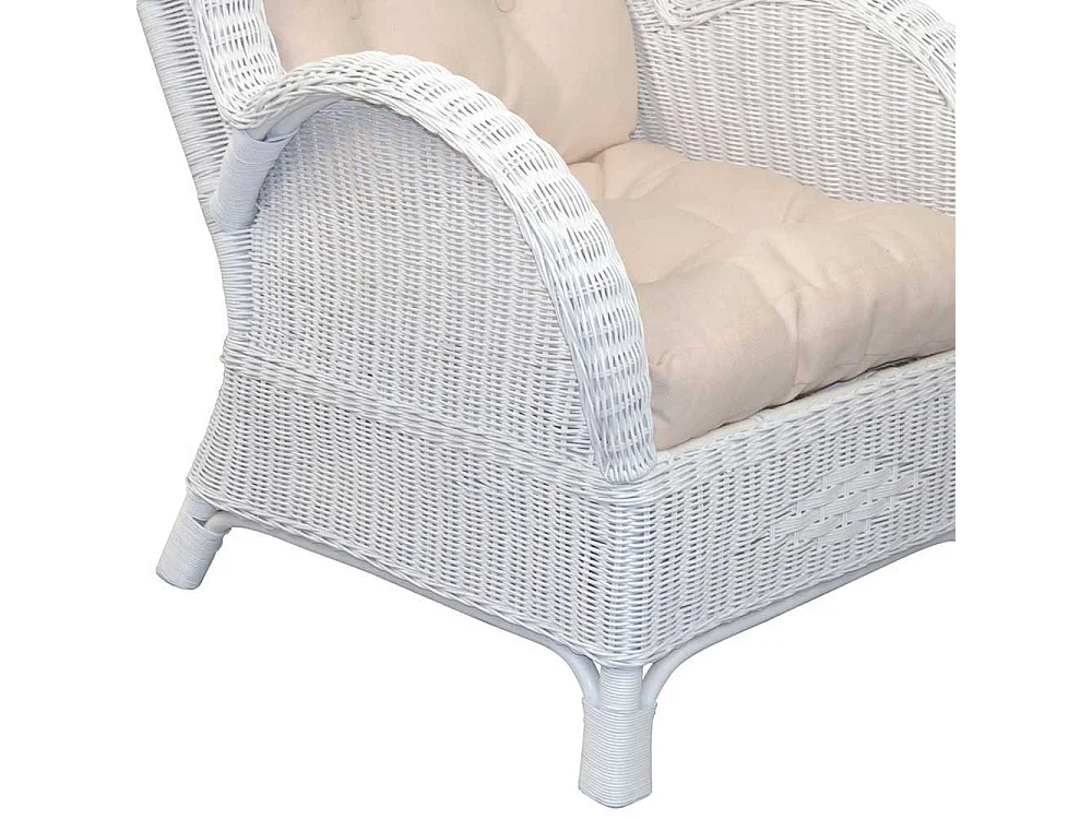 Weißer Rattan Sessel mit Fußhocker und (zweiteilig)