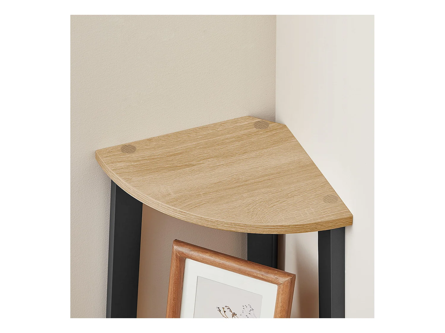 Librería esquinera Valora de 4 estantes en roble Sonoma con marco negro