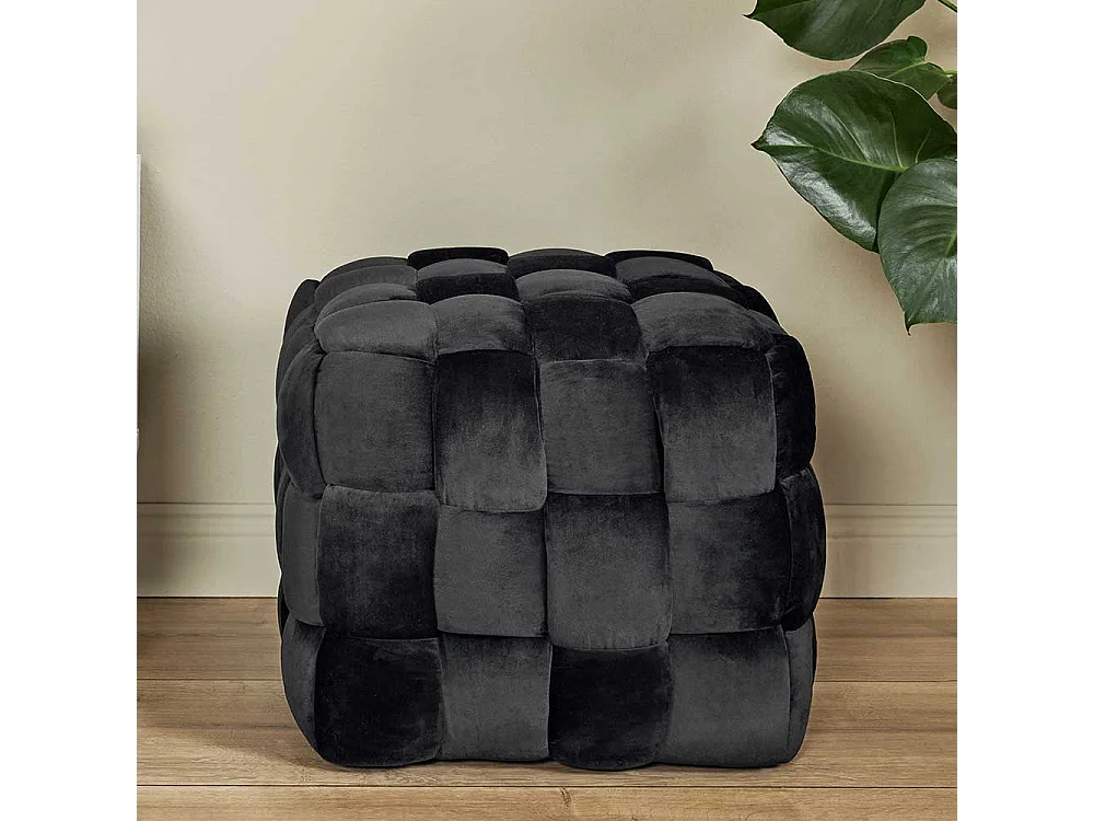 Hocker Sitzhocker aus Samt in quadratischer Form