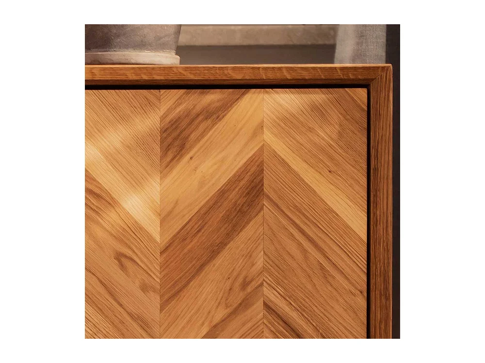 Kommode Vollholz in Wildeichefarben Vierfußgestell aus Metall