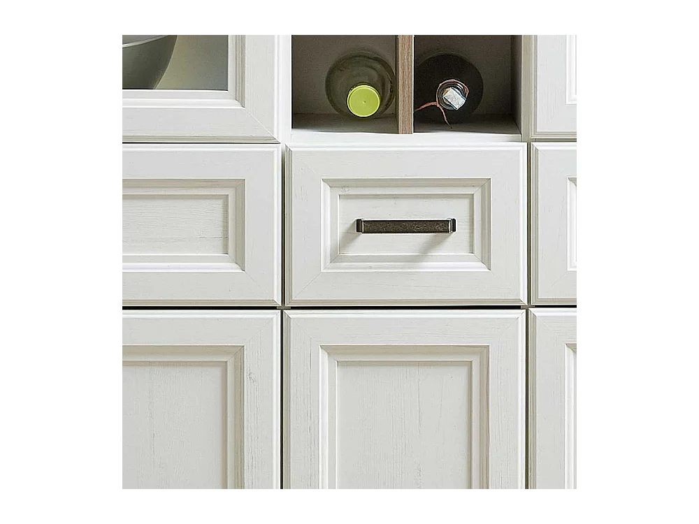 Kommode mit drei Schubladen 150 cm hoch