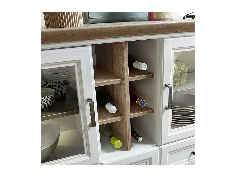 Kommode mit drei Schubladen 150 cm hoch