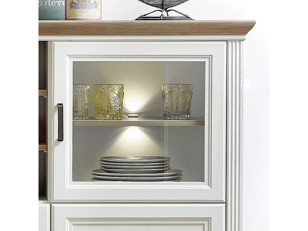 Kommode mit drei Schubladen 150 cm hoch