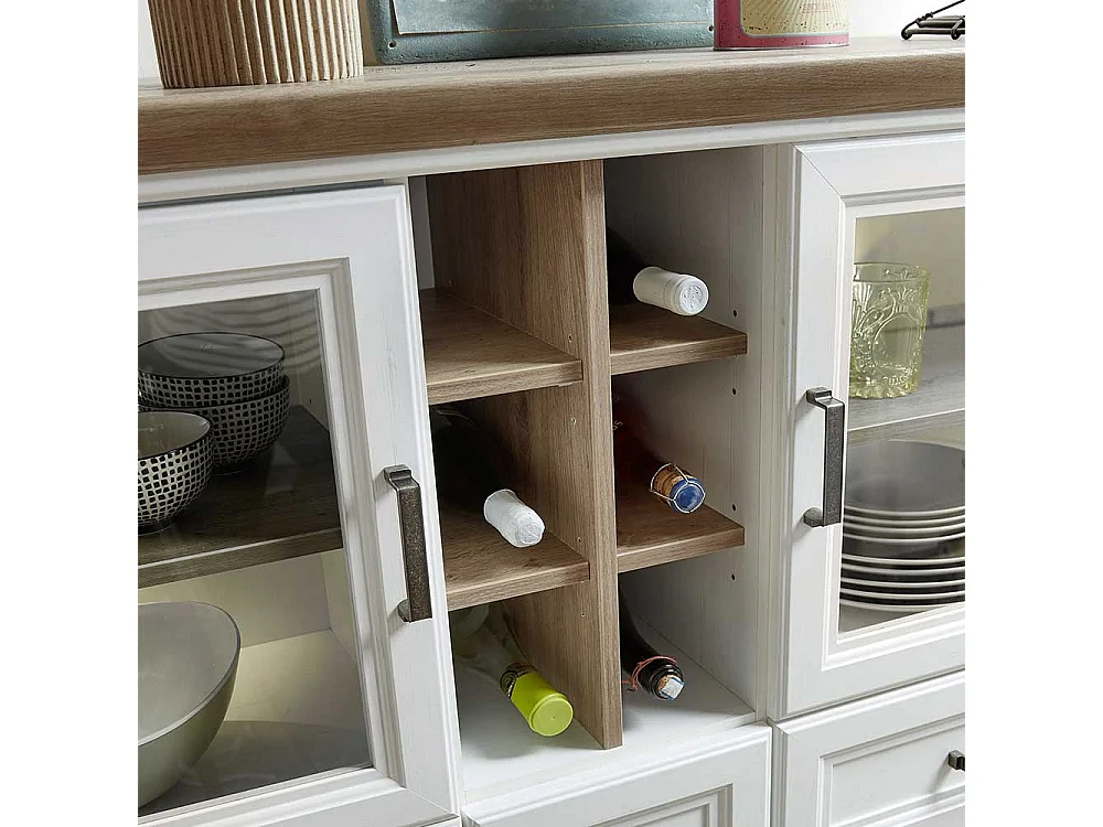 Kommode mit drei Schubladen 150 cm hoch