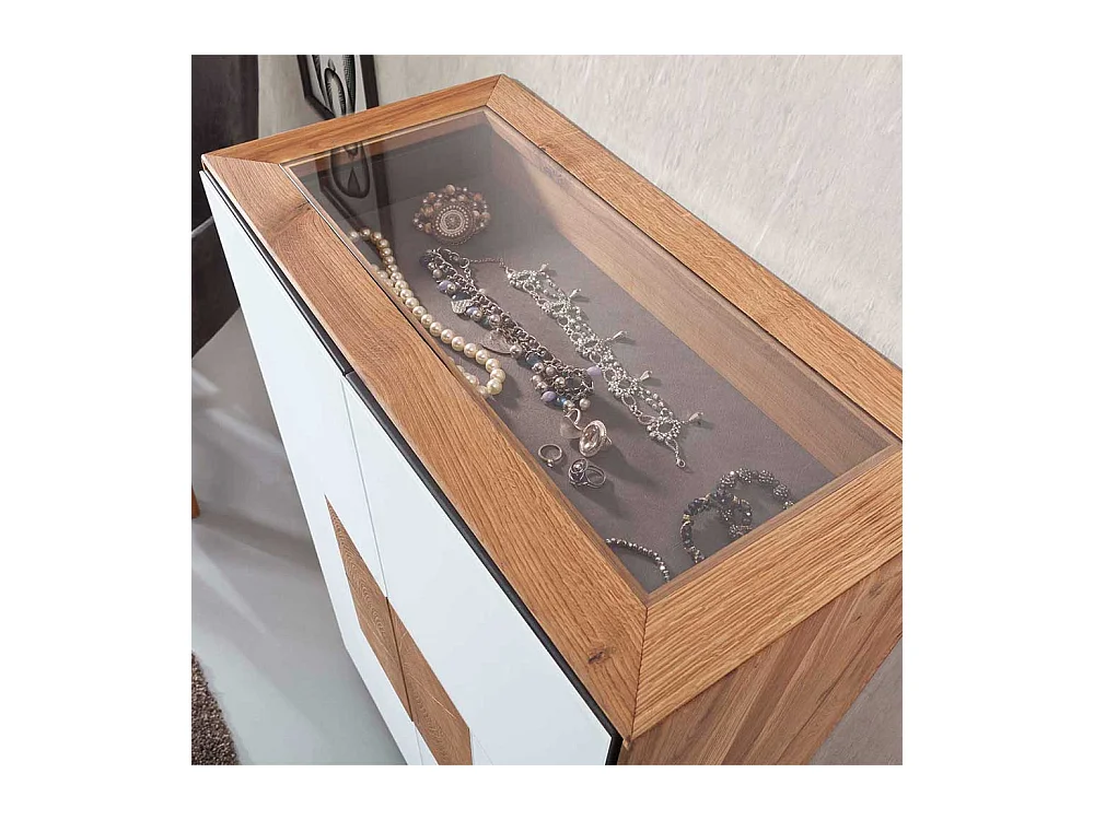 Hohe Kommode in Weiß Wildeiche Massivholz